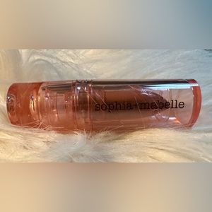 Sophia + mabelle Lipstick in Topless.